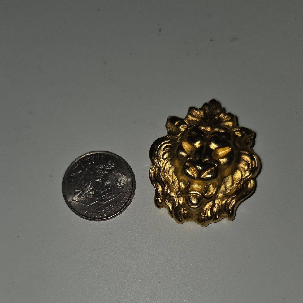 Gold Lion Head Brooch
